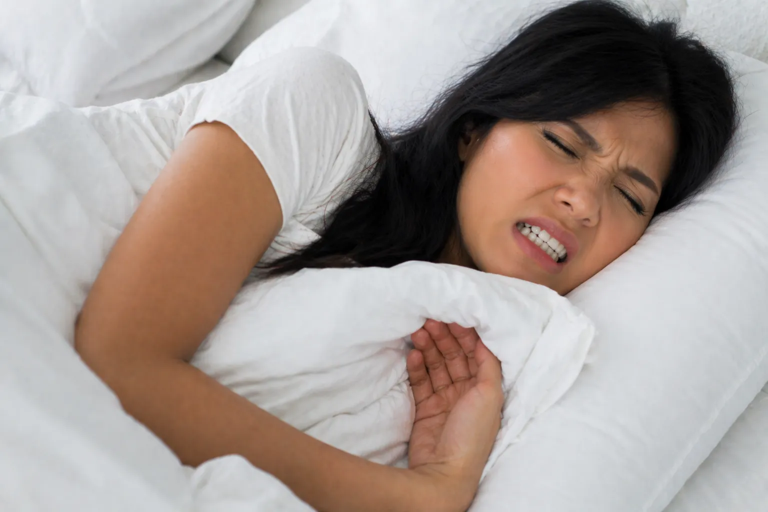 Crown Treatments for Tooth Wear Caused by Teeth Grinding (Bruxism)